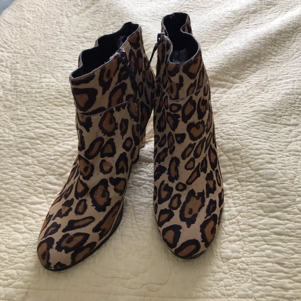 Leopard Zip Up Booties size 10